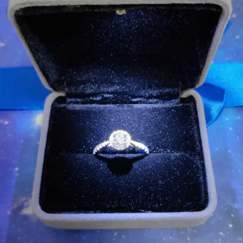 Vista 3 de GBYAN Velvet Ring Box with LED Light Jewelry Display Gift Box for Proposal,Engagement, Wedding