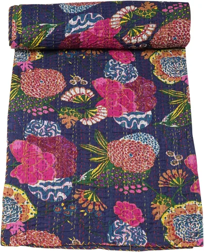 Vista 19 de Marubhumi Colchas indias hechas a mano, edredones de algodón puro reversible, edredón vintage Kantha, edredón, estampado de frutas, rosa bebé