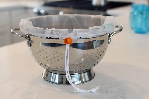 Vista 2 de Bolsa coladora de yogur griego, nailon ultrafino de 100 micrones (16 x 9 pulgadas)