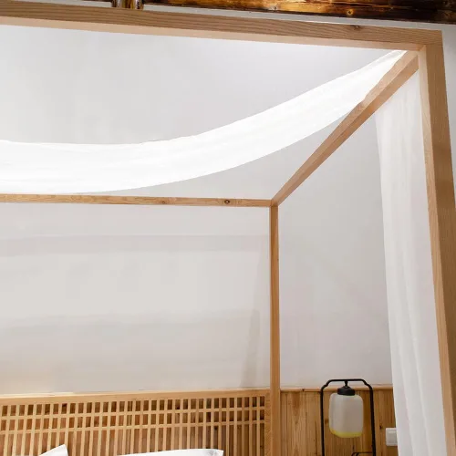 Vista 4 de Linentalks Bufanda blanca para cama Queen y matrimonial, cortinas de cama Queen de lujo, cortinas de cama blancas con dosel, cortinas de toldo