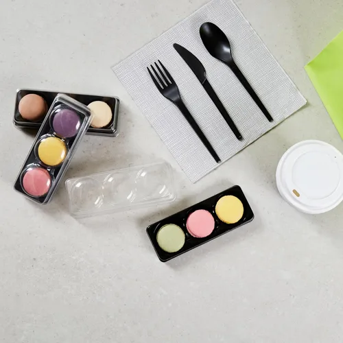 Vista 7 de Restaurantware Shock Safe - Cajas para llevar macarrones de 5.7 x 2.2 x 1.4 pulgadas, 100 cajas de exhibición duraderas, se adaptan a 3 macarons