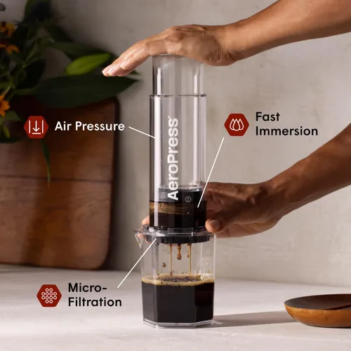 Vista 3 de Filtros de café AeroPress XL Naturales de papel micro – Filtros de café redondos de repuesto, papel no blanqueado compostable, se ajusta a