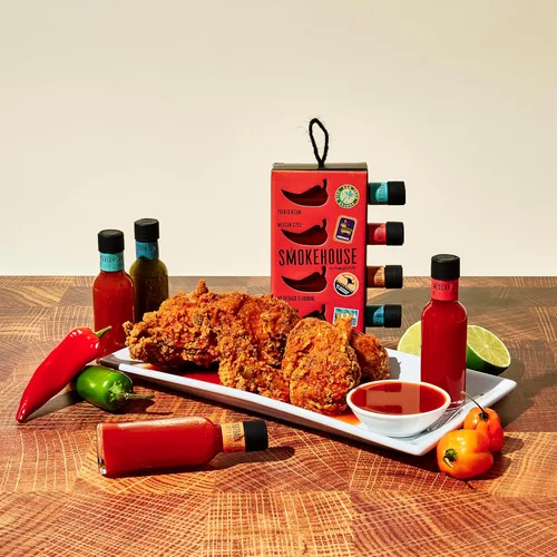 Vista 4 de Modern Gourmet Global Hot Sauce To Go! 5 botellas de 1.6 onzas. Salsas picantes de todo el mundo.