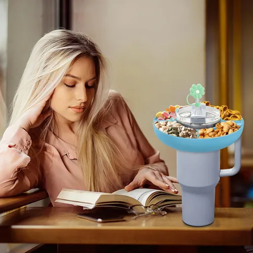 Vista 7 de Cuenco para aperitivos Stanley Cup de 30 onzas con asa, perfectamente compatible con el vaso Stanley Quencher H2.0 de 30 onzas con asa, bandeja