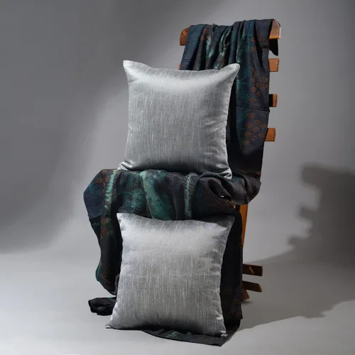 Vista 2 de Juego de 2 almohadas decorativas plateadas para sofá de 24 x 24 pulgadas, almohadas grandes de lujo para sofá, almohada de granja, fundas