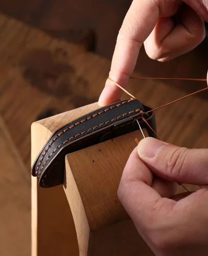 Vista 8 de ontto Funda de cuero para llave de automóvil de 5 botones para Nissan Pathfinder, Rouge Versa, accesorios 2023 2024, carcasa inteligente para llave