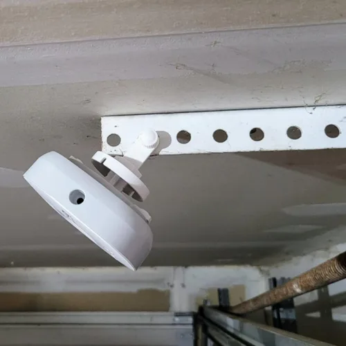 Vista 9 de Soporte de montaje myQ Chamberlain Garage Smart Hub, control inteligente de garaje, cubo de garaje inalámbrico