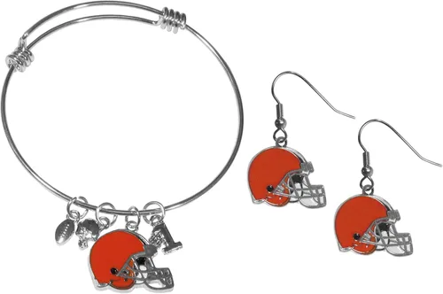 Vista 16 de Siskiyou Sports NFL womens Dangle Earrings and Charm Bangle Bracelet Set
