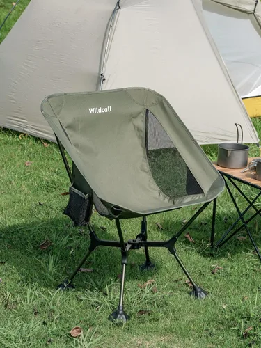 Vista 2 de WildCall Silla de camping plegable ligera con marco de configuración rápida, silla de playa compacta para mochileros con pies antideslizantes