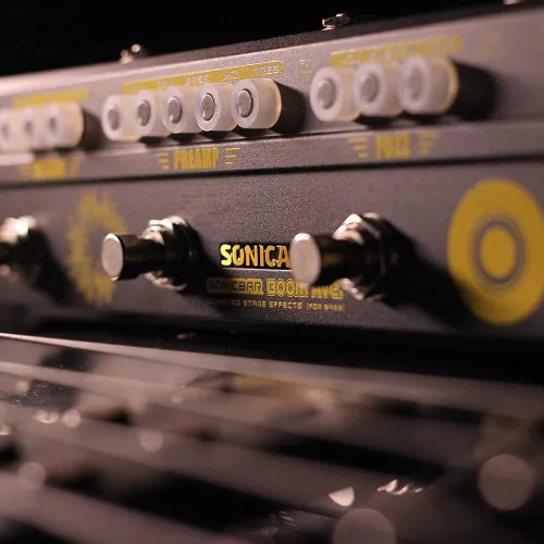 Vista 7 de SONICAKE Pedales de efectos de bajo Multiefecto Preamp Compresor Boost Fuzz Octave Pedal multiefecto Boom Ave con FX Loop