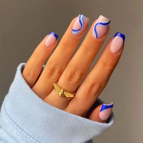 Uñas postizas cortas cuadradas a presión, uñas postizas francesas acrílicas de cobertura completa, uñas postizas brillantes, puntas de remolino azul