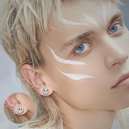 Vista 5 de POPLYKE Pendientes de anime de plata de ley 925 para mujer y hombre, Plata de ley, Plata de ley