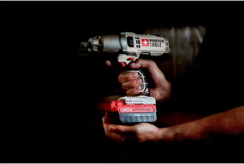 Vista 7 de PORTER-CABLE Llave de impacto 20V MAX, 1/2 pulgada (PCC740LA)