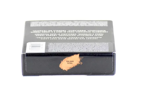 Vista 3 de Fenty Beauty by Rihanna Sun Stalk'r Instant Warmth Bronzer Bajan Gyal