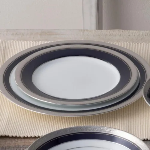 Vista 9 de Noritake Crestwood Cobalt Platinum - Juego de vajilla de 12 piezas, servicio para 4