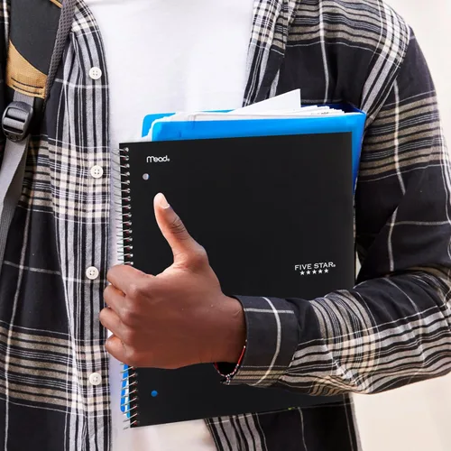 Vista 7 de Cuaderno de Five Star, 1 materia, con rayas, 100 hojas, 11" x 8-1/2", Negro