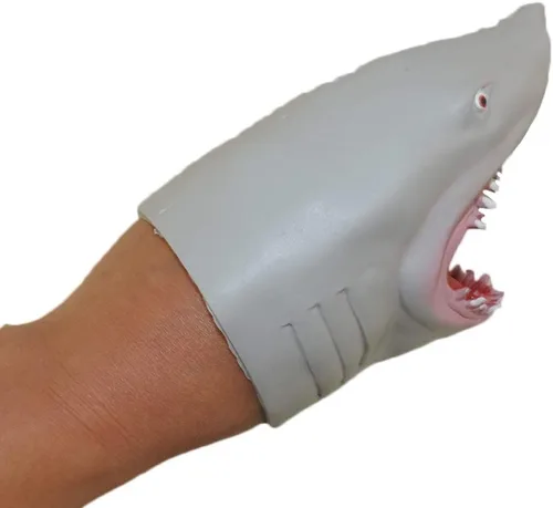 Vista 6 de NOVELTY GIANT WWW.NOVELTYGIANT.COM Juego de 2 marionetas de mano de tiburón megalodón blanco de silicona