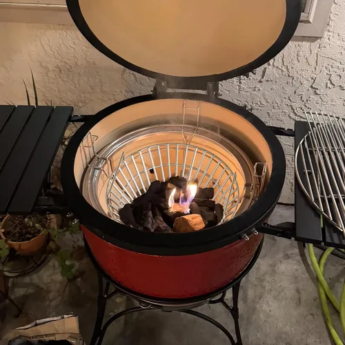 Vista 7 de Canasta de cenizas de carbón de acero inoxidable Onlyfire se adapta a la parrilla grande BGE, Kamado Joe Classic y otras parrillas similares