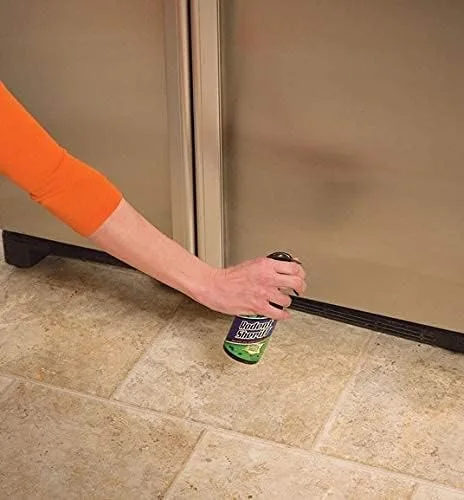 Vista 4 de Repelente de aceite de menta Spray de control de plagas de acción rápida Repele ratones, mapaches, hormigas y más