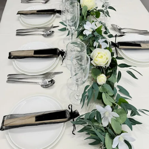 Vista 3 de Abanico de mano de seda imitada, tela de seda imitada, bambú plegado de mano, accesorios de baile nupcial, regalos de fiesta de boda para iglesia