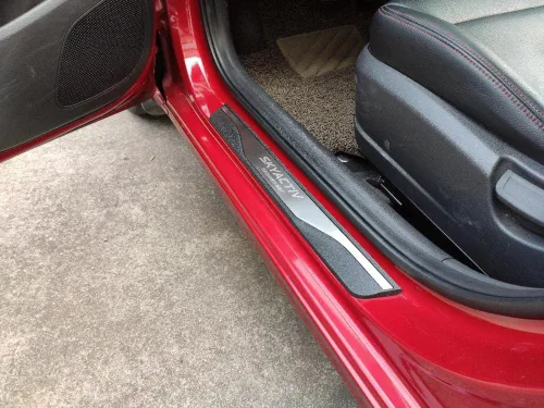 Vista 9 de GZBFTDH Protector de umbral de puerta para Mazda 3 6 CX-30 CX-5 Kick Panels Protector de umbral de protección contra rozaduras, piezas de automóvil