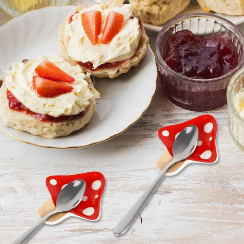 Vista 6 de Whaline Soporte para cucharas de hongos de otoño, 4 piezas, soporte para cucharas de cerámica de hongos rojos, plato de anillo para cocina, hogar