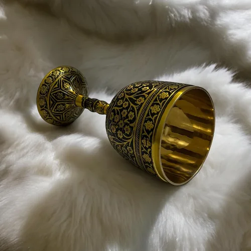 Vista 2 de Copa de cáliz de vino cáliz medieval decoración cáliz hecha a mano Arthur King Cáliz Copa de cerveza 9.5 fl oz