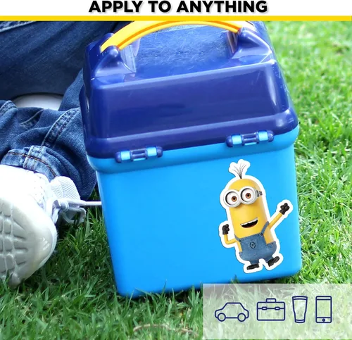 Vista 5 de Calcomanías de Minions de Despicable Me - Juego de 3 Pegatinas de Kevin para Coche, Botella de Agua, Casco de Bicicleta, Laptop, Monopatín